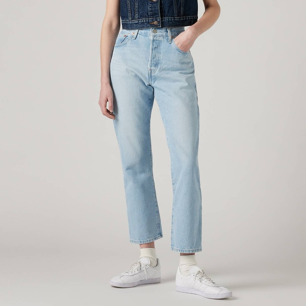 Levi’s 501 Crop Jeans